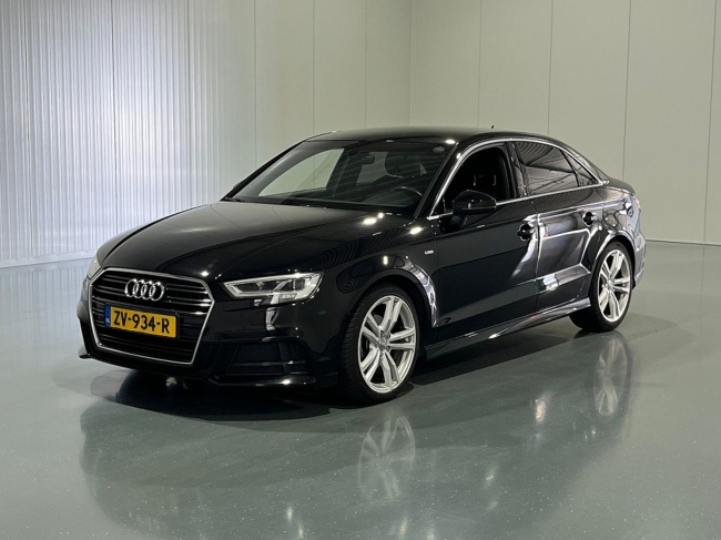 Audi A3 - Limousine 35 TFSI CoD Automaat Sport S Line Edition