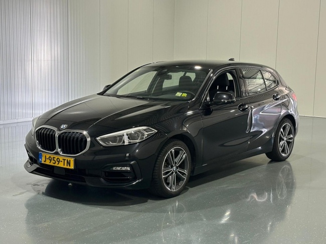 BMW 1-serie - 118i Corporate Executive
