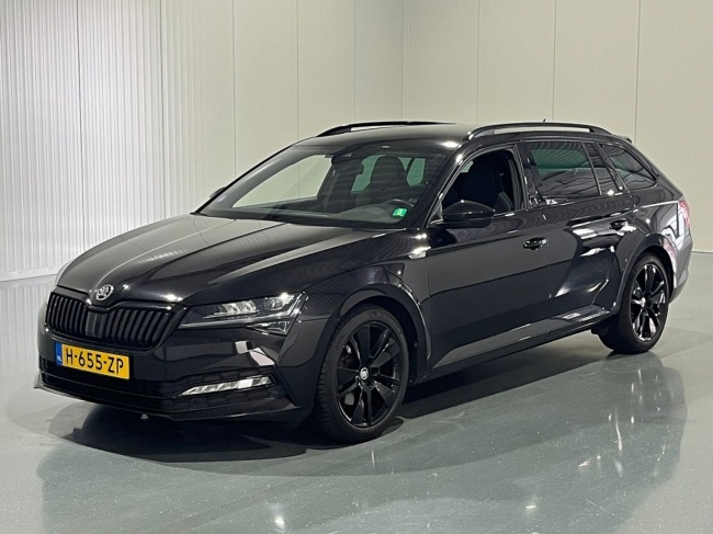Škoda Superb - Combi 1.5 TSI ACT Automaat Sportline Business