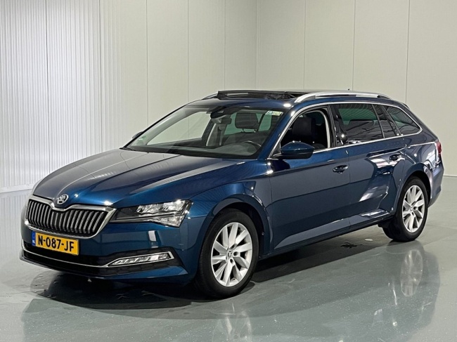 Škoda Superb - Combi 1.5 TSI ACT Automaat Business Edition Plus Pano