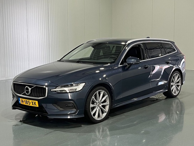 Volvo V60 - 2.0 T4 Automaat Momentum Pro
