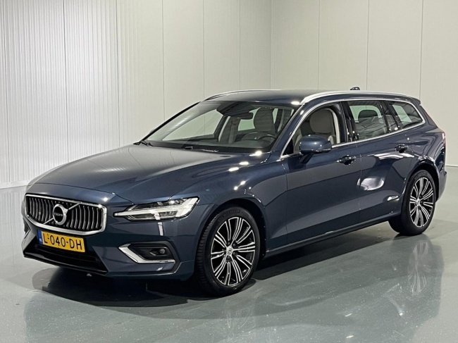 Volvo V60 - 2.0 B3 Automaat Inscription