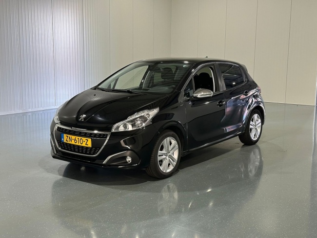 Peugeot 208 - 1.2 PureTech Signature