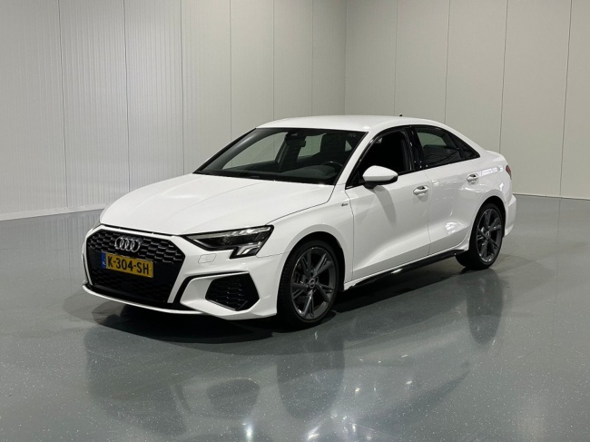 Audi A3 - Limousine 35 TFSI Automaat S edition