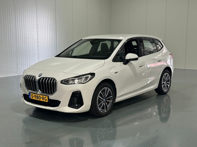 BMW 2 Serie - Active Tourer 230e xDrive M-Pakket