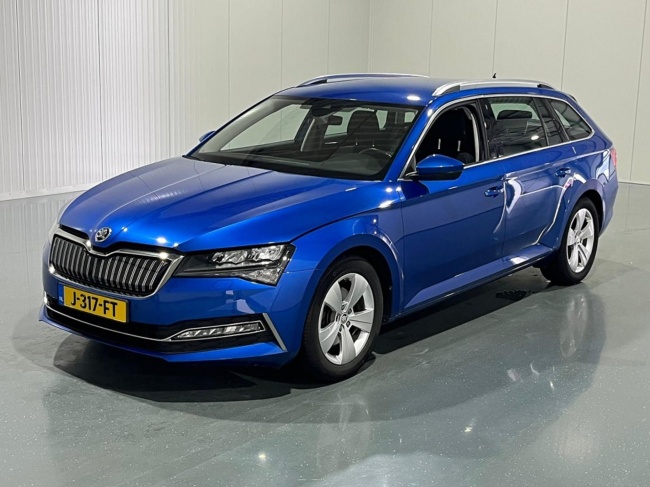 Škoda Superb - Combi 1.4 TSI iV Automaat Business Edition
