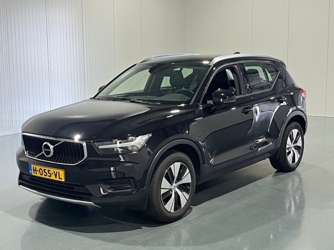 Volvo XC40 - 1.5 T5 Twin Engine Momentum Pro