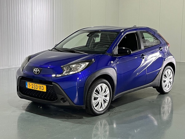 Toyota Aygo-X - 1.0 VVT-i MT Play