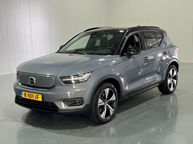Volvo XC40 - Recharge P8 AWD R-Design