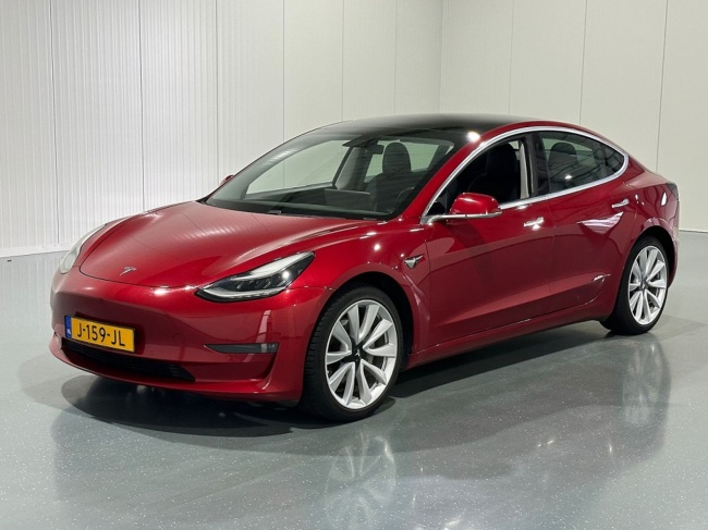 Tesla Model 3 - Long Range AWD 75 kWh