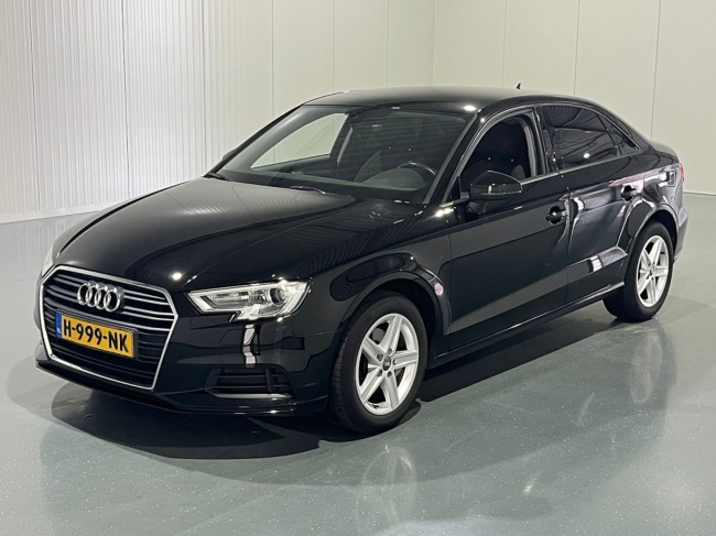 Audi A3 - Limousine 30 TFSI Pro Line