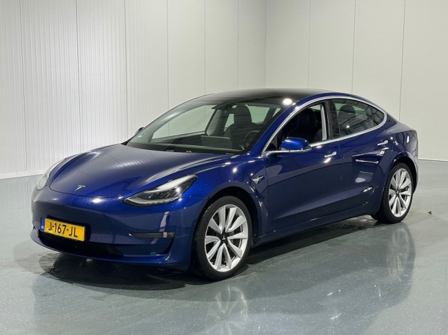 Tesla Model 3 - Long Range AWD 75 kWh