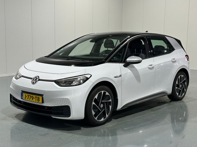 Volkswagen ID.3 - First 58 kWh