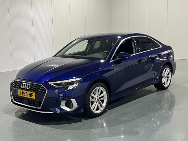 Audi A3 - Limousine 30 TFSI Business edition