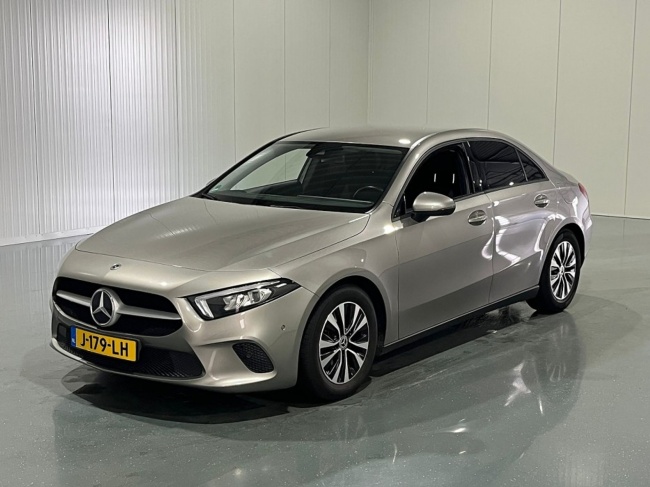 Mercedes-Benz A-Klasse - Limousine 200 Automaat Business Solution