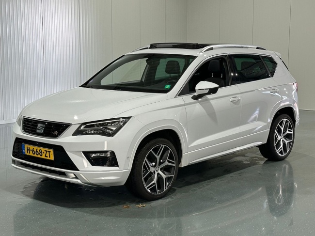 SEAT Ateca - 1.5 TSI FR Automaat Business Intense Pano