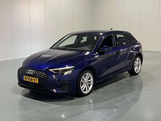 Audi A3 - Sportback 40 TFSI e Automaat Business edition