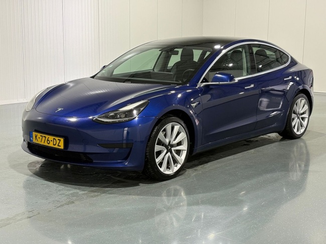 Tesla Model 3 - Standard RWD Plus 60 kWh