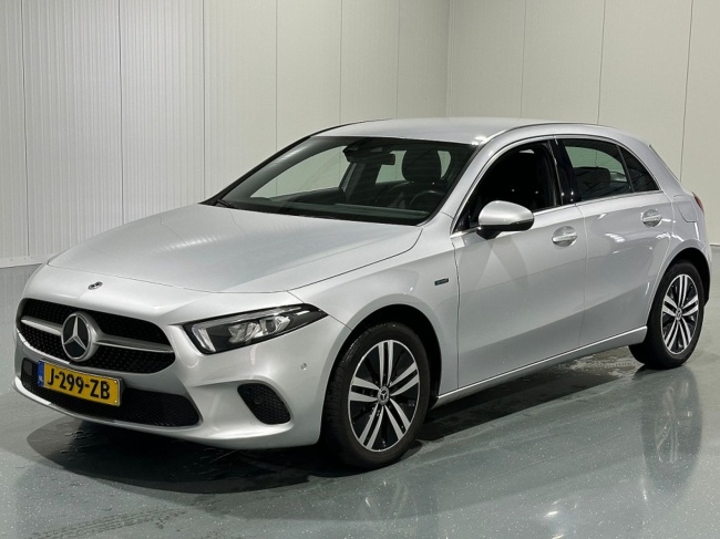 Mercedes-Benz A-Klasse - 250 e Business Solution Luxury Limited
