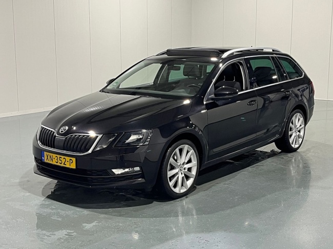 Škoda Octavia - Combi 1.5 TSI Automaat Greentech Style Business Pano